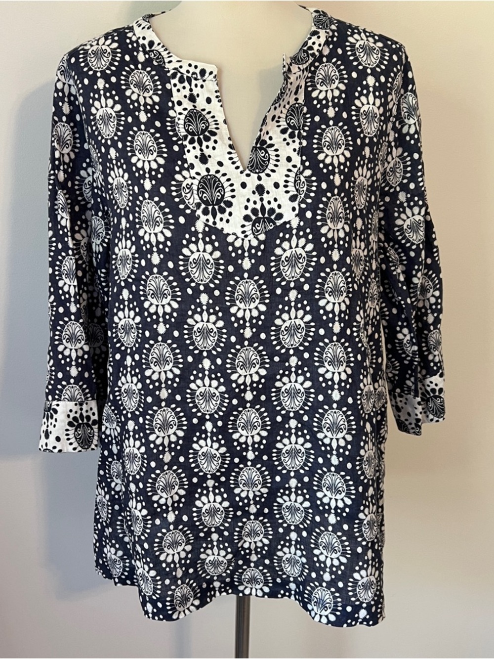 Sigrid Olsen 100% Linen Tunic Top Blue White Print Size L 3/4 sleeve